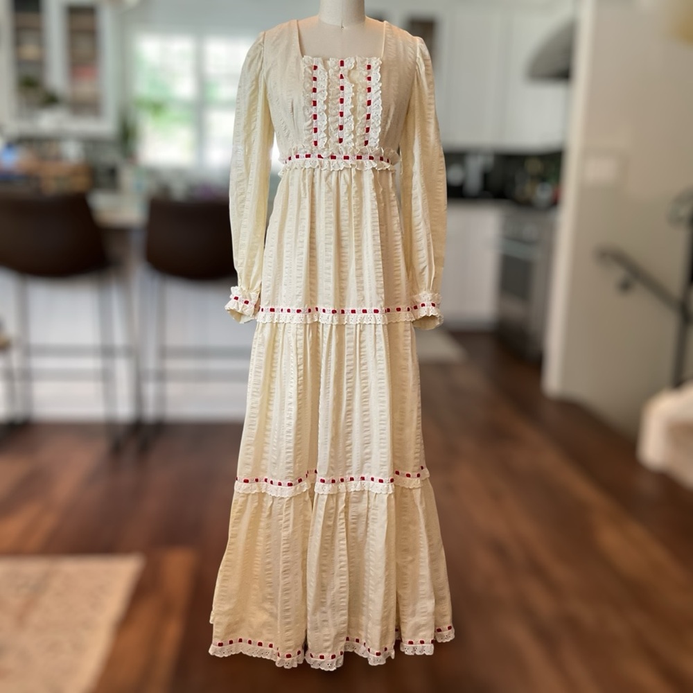 Vintage 70s Wedding Dress Long Sleeve Maxi Cottage Prairie Eyelet Lace - Picture 2 of 16